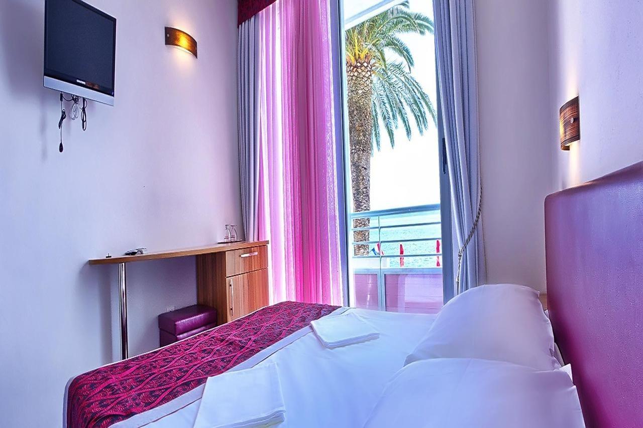 Hotel Sirena Подгора Экстерьер фото