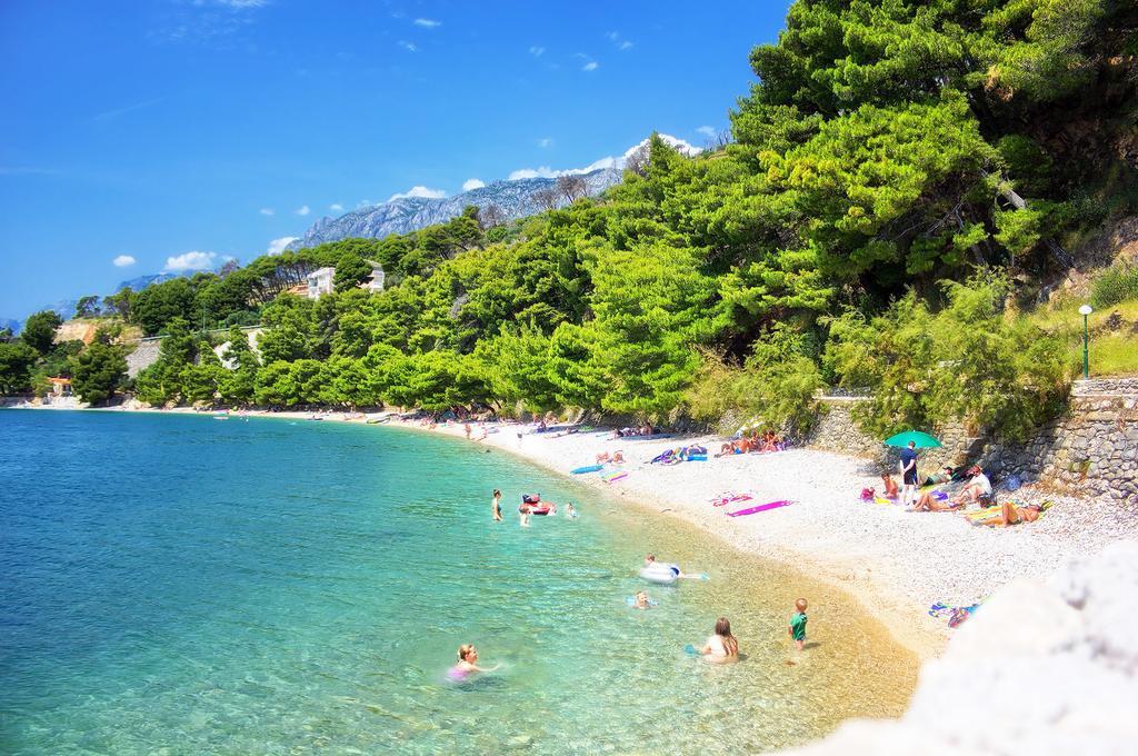Hotel Sirena Подгора Экстерьер фото