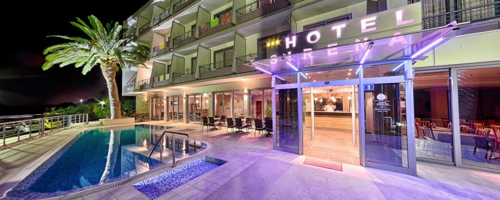 Hotel Sirena Подгора Экстерьер фото
