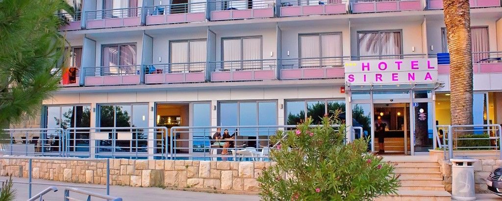 Hotel Sirena Подгора Экстерьер фото